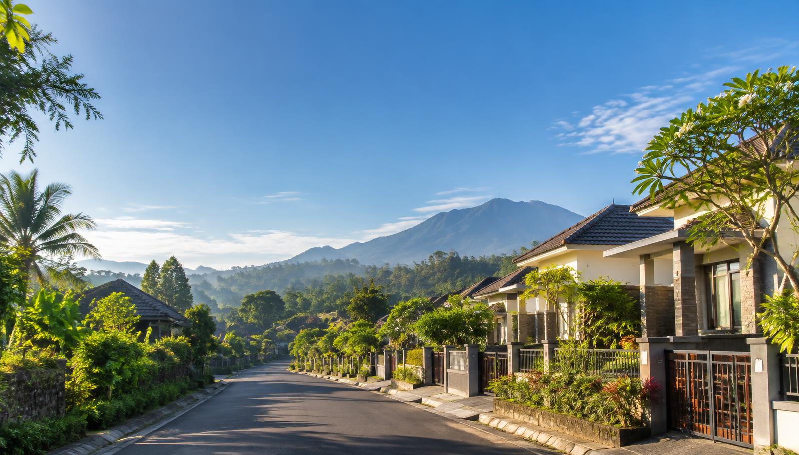 Jalan dan hunian hijau di lingkungan Warga Curug
